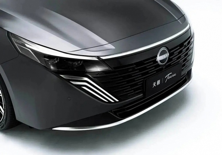 Первый в мире автомобиль с бензиновым двигателем, оснащённый операционной системой HarmonyOS.&nbsp;Представлен новый Nissan Teana